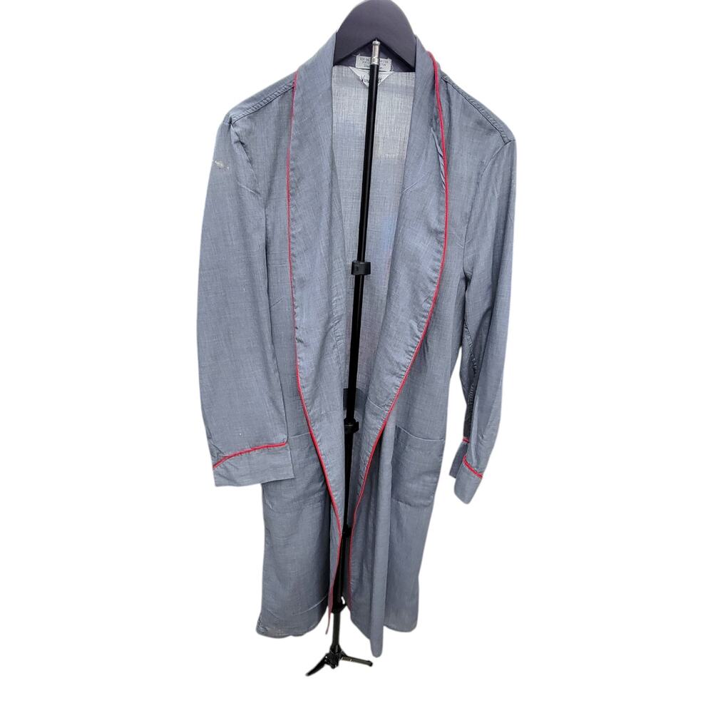 Vintage Vanderbilt Mens Robe Medium Gray Red Piping Dacron Cotton Loungewear
